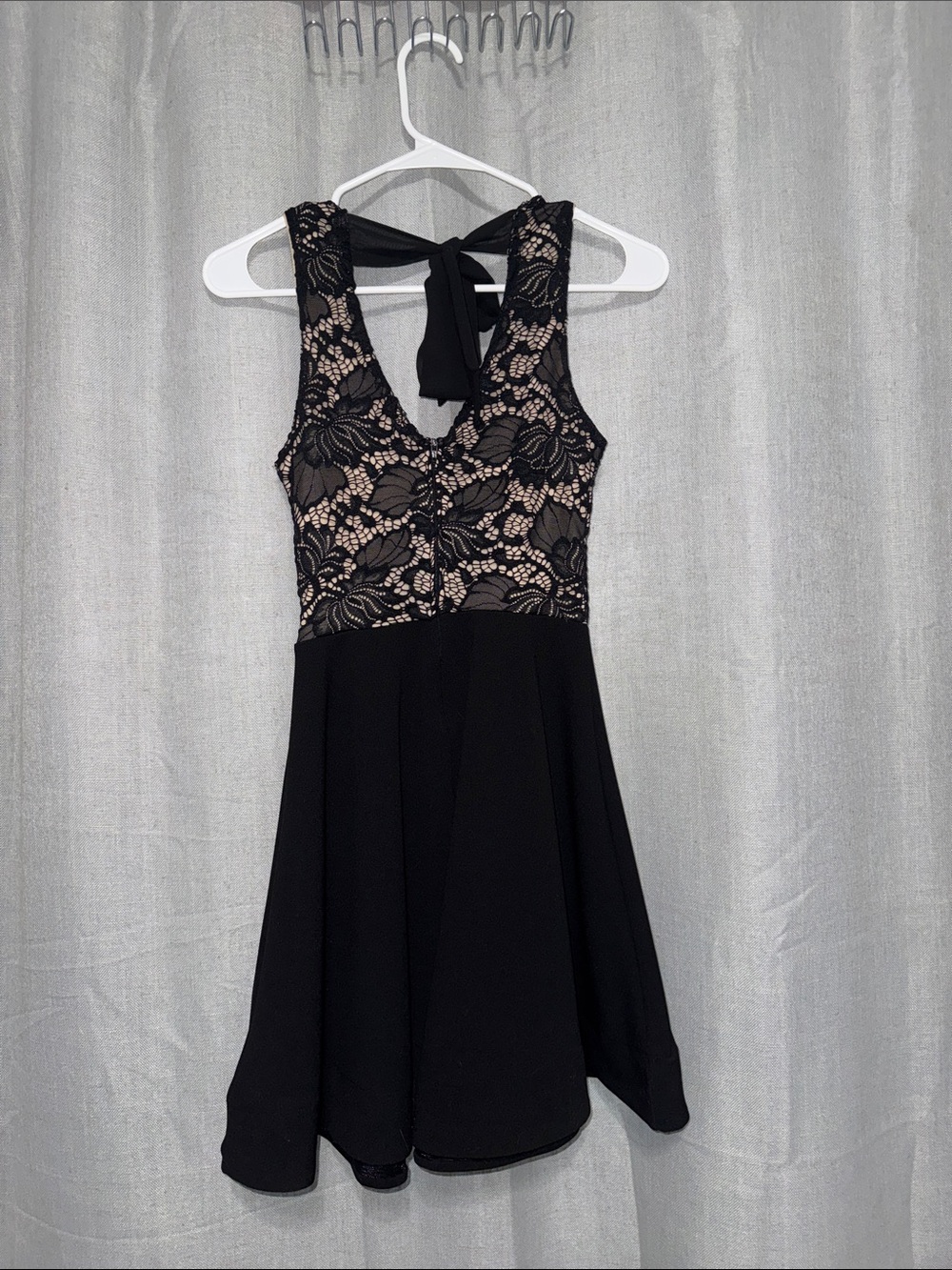 B. Darlin Black Lace Bodice Fit & Flare Formal Dress - Picture 3 of 9